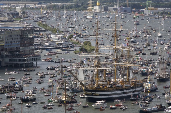 The Sail-in parade Photo Credit SAIL Amsterdam Foundation  - Ewout Huibers