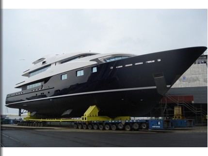 Superyacht Cloud 9 at the ACA Marine