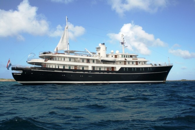 Yacht Sherakhan