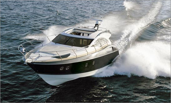 Marquis yacht, a 420 Sport Coupe - Credit Marquis Yachts