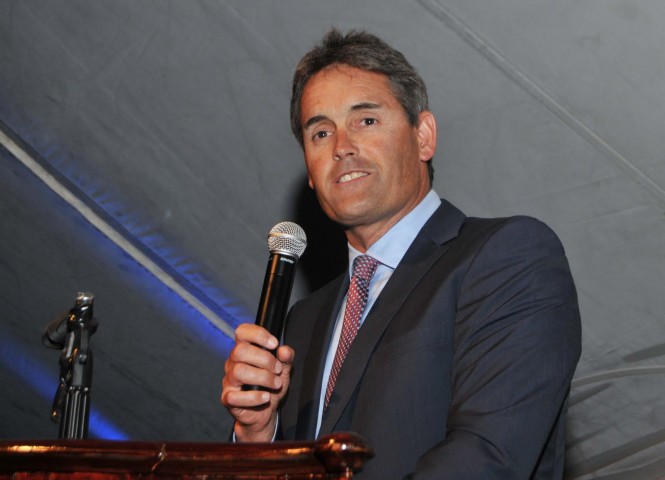 Russell Coutts presents Mike Drummond to the Hall of Fame - Photo Credit Paul Darling