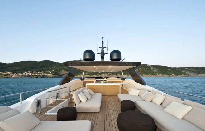 2010 Sanlorenzo SL100 New flying bridge motor yacht Flybridge view
