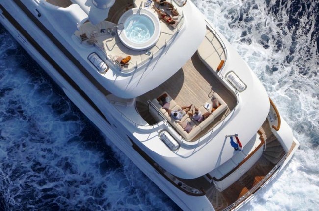 Moonen 124 Northlander Aft - Credit Moonen