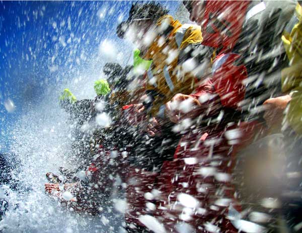 Crew on Lahana cop spray during Rolex Sydney Hobart 2009 - Credit Dallas Kilponen, Courtesy of Fairfax Media