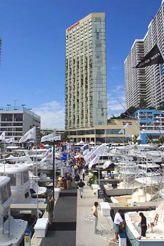 Miami International Boat Show 10