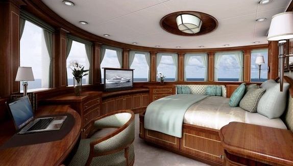 Newcastle 5500 Yacht Upper Deck Master