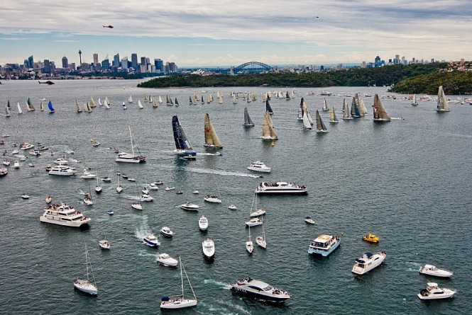 The Start - Sydney Hobart Yacht Race 2010 - Photo credit Rolex - Carlo Borlenghi