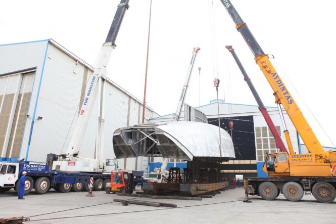 Perini Navi Hull turning operations completed for fast cruising SY 40 metre C. 2180