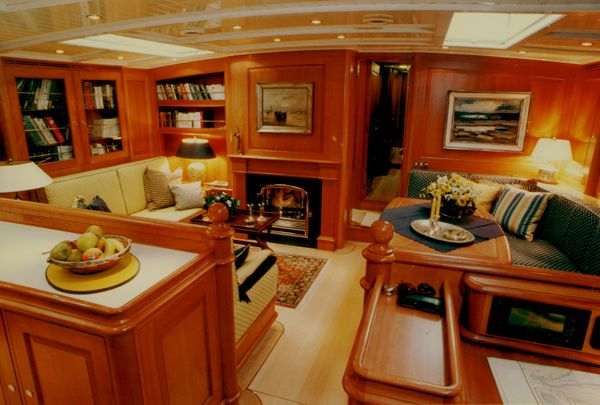 Van Dam Shipyard welcomes 80’ Hoek Truly Classic Sailing yacht for refit 