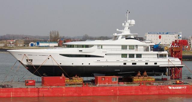 Limited Editions 177 motor yacht hull 459 launched by AMELS