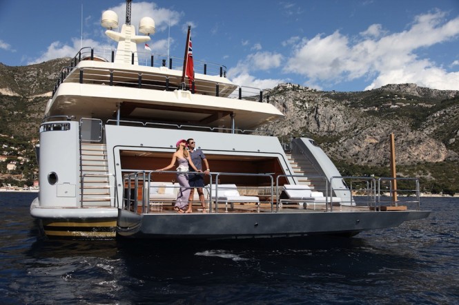 72m CRN Yacht Azteca - Beach Club