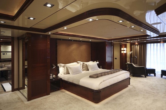CRN 27m Azteca Superyacht Owners Suite