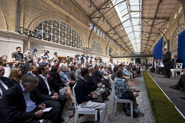 San Francisco (USA,CA) - 34th America's Cup - Competitors annoucement pres conference at San Francisco Ferry building - Credit Gilles Martin-Raget  www.americascup.com