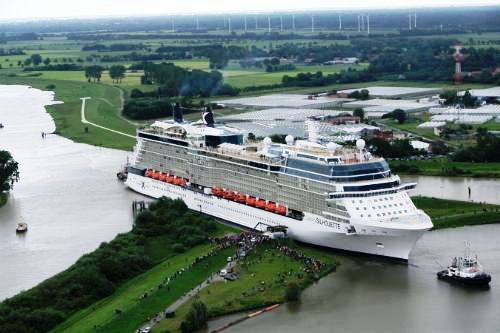 Tight squeeze for 26 mile manoeuvre of Celebrity Cruises newest ship the Celebrity Silhouette 