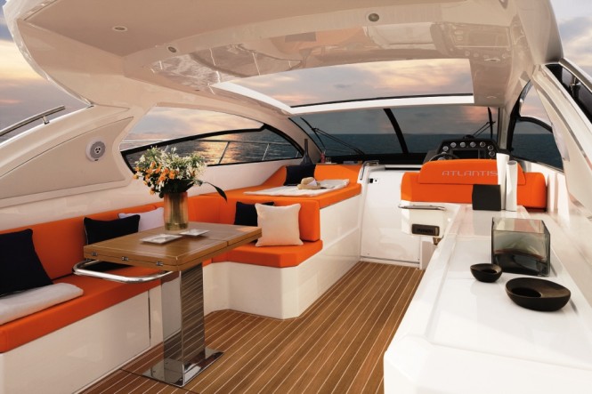 Atlantis 48 motor yacht cockpit - Credit Azimut Yachts