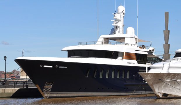 Superyacht Madsummer (ex TV) at Dennis Conner's North Cove 