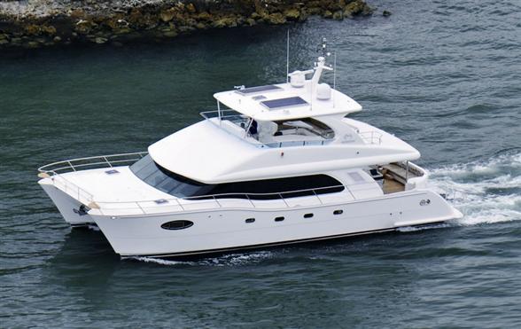 The First Horizon PC58 yacht launched – A 58ft power catamaran by Horizon Yachts