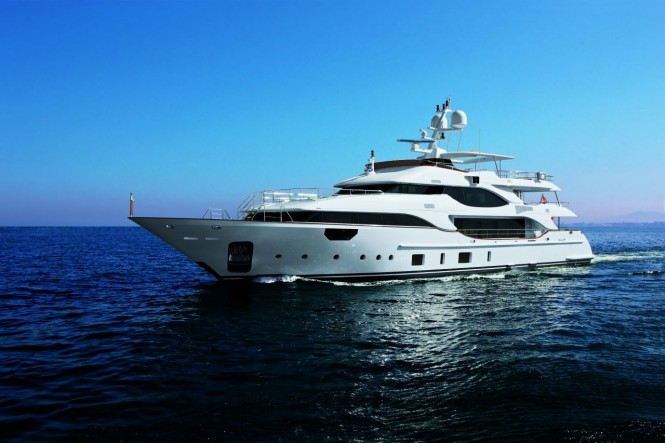 Benetti superyacht Crystal 140