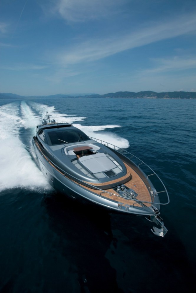 Riva 86 Domino Yacht