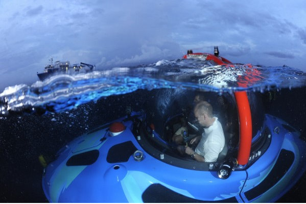 C-Quester 3 under water