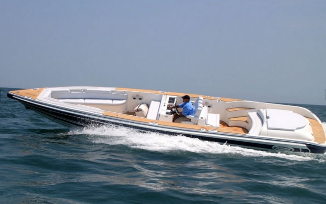 Novurania Chase 38 yacht tender