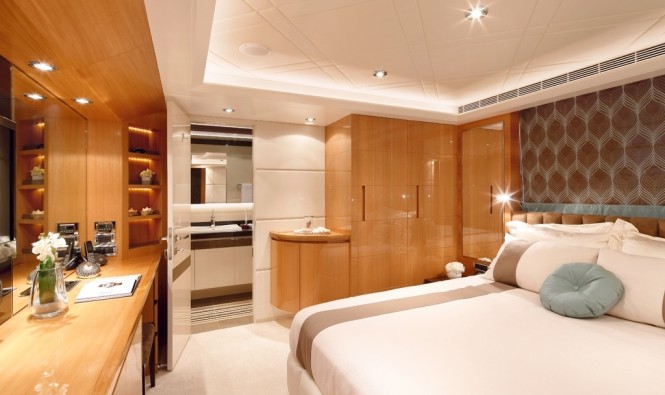 On board Horizon luxury yacht MUSES