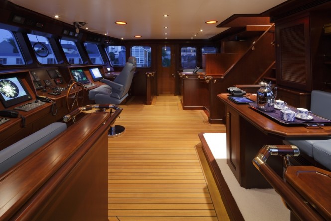 Axantha II Superyacht Wheelhouse