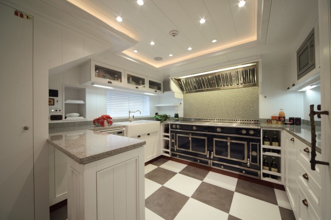 Navetta 43 Super Yacht Lady Trudy - Galley