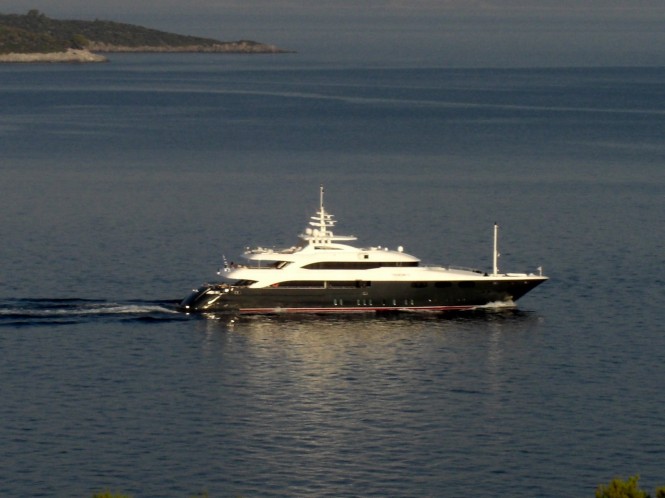Superyacht O Neiro cruising around the Greek Islands in 2010 - Photography by Ferdinand Rogge
