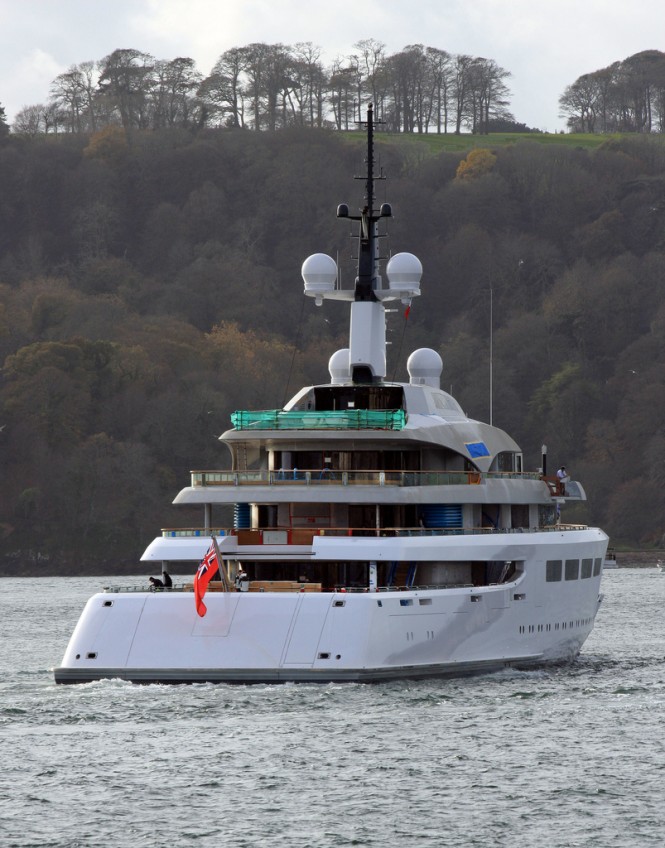 96m Superyacht VAVA II delivered – the Largest motor yacht built in the UK sets sail for Caribbean on maiden Voyage