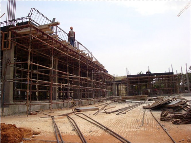 EnglishPoint Marina Hotel ground floor - reception & retail