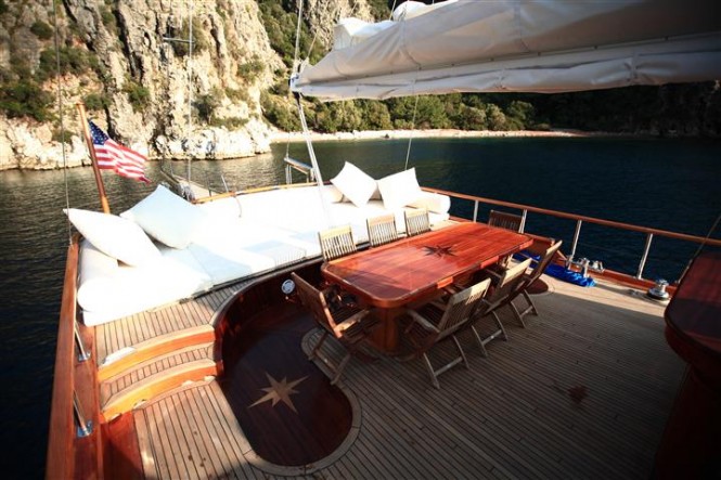 DEA DELMARE (ex Dragonfly) charter gulet -  Aft Deck