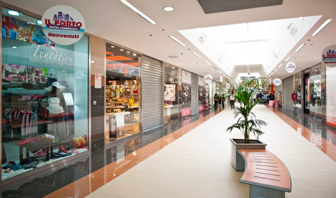 Marina di Cala del Sole - Shopping Mall