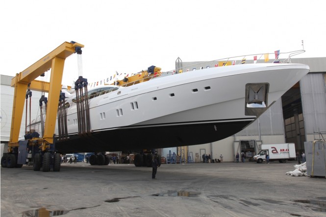 Mega Yacht Mangusta 165 - hull 7