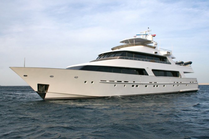 38m Heesen superyacht No Comment (ex Tropic C)