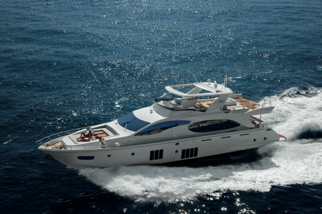 Azimut 88 yacht