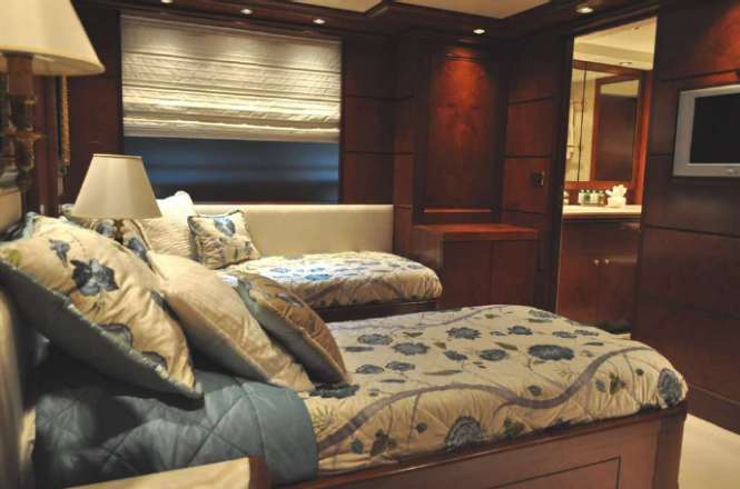 O'Mega Superyacht - Twin guest suite