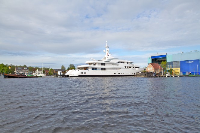 Feadship custom made motor yacht Hampshire II leaves the construction shed