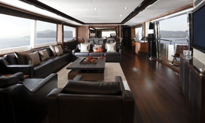 Princess 32M Superyacht Saloon