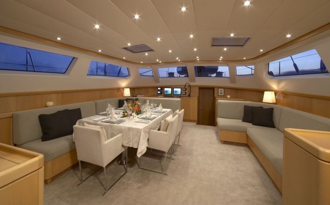 Sailing yacht Nephele -  Main salon