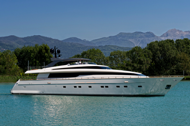 Sanlorenzo SL108 motor yacht REGINE
