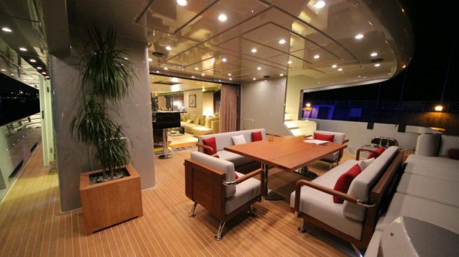 40m M superyacht maindeck aft