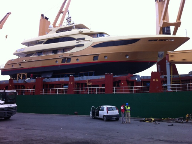 41m superyacht Majesty 135