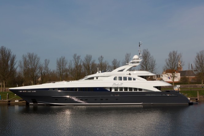 44m motor yacht Lady L by Heesen Yachts