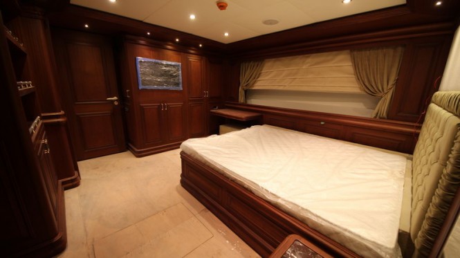 Bilgin 160 Classic superyacht lower deck aft guest cabin