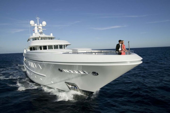 Charter Yacht Solemates