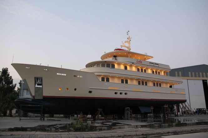 LOLA superyacht