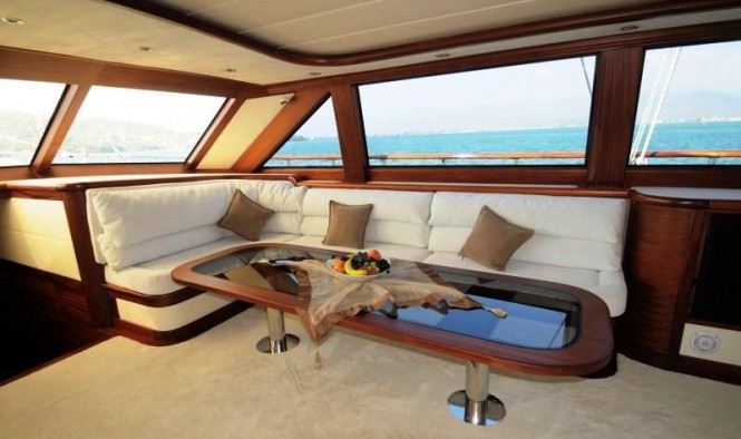 Superyacht ALLESANDRO -  Main Salon 2