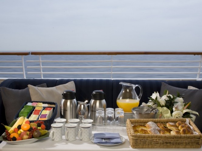 Charter Yacht Sea Dream  - Early Risers