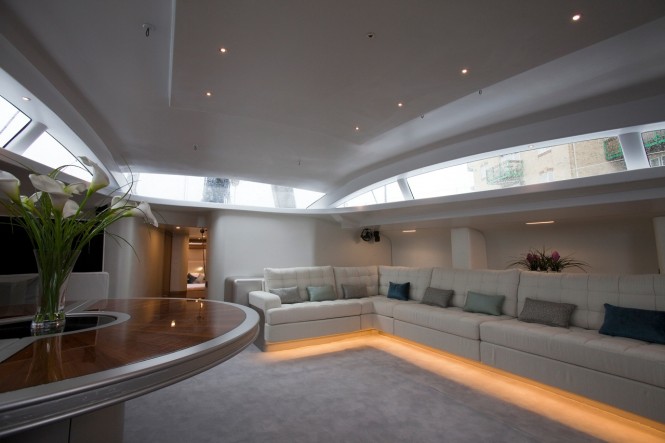ICAP Leopard superyacht - Interior by Design Unlimited